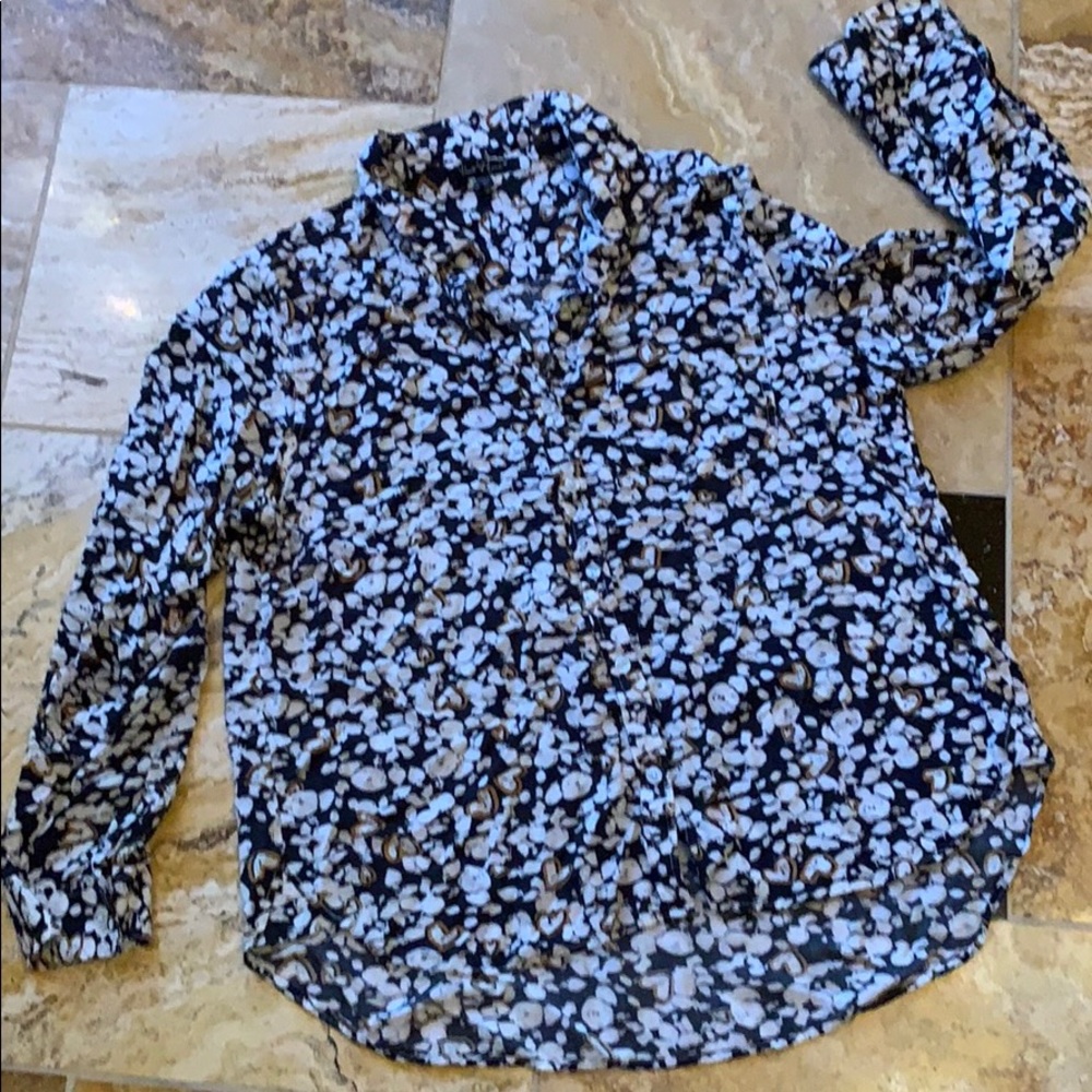 Velvet Heart Floral Rayon button down/golden heart